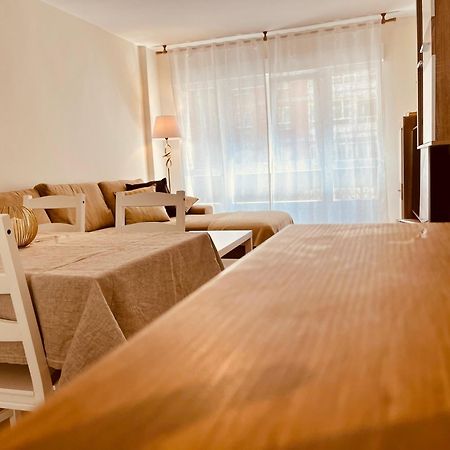 Ferienwohnung Premio Real 18 Gijón Exterior foto
